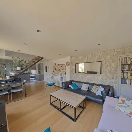 Duplex Atypique En Centre-ville Montpellier
